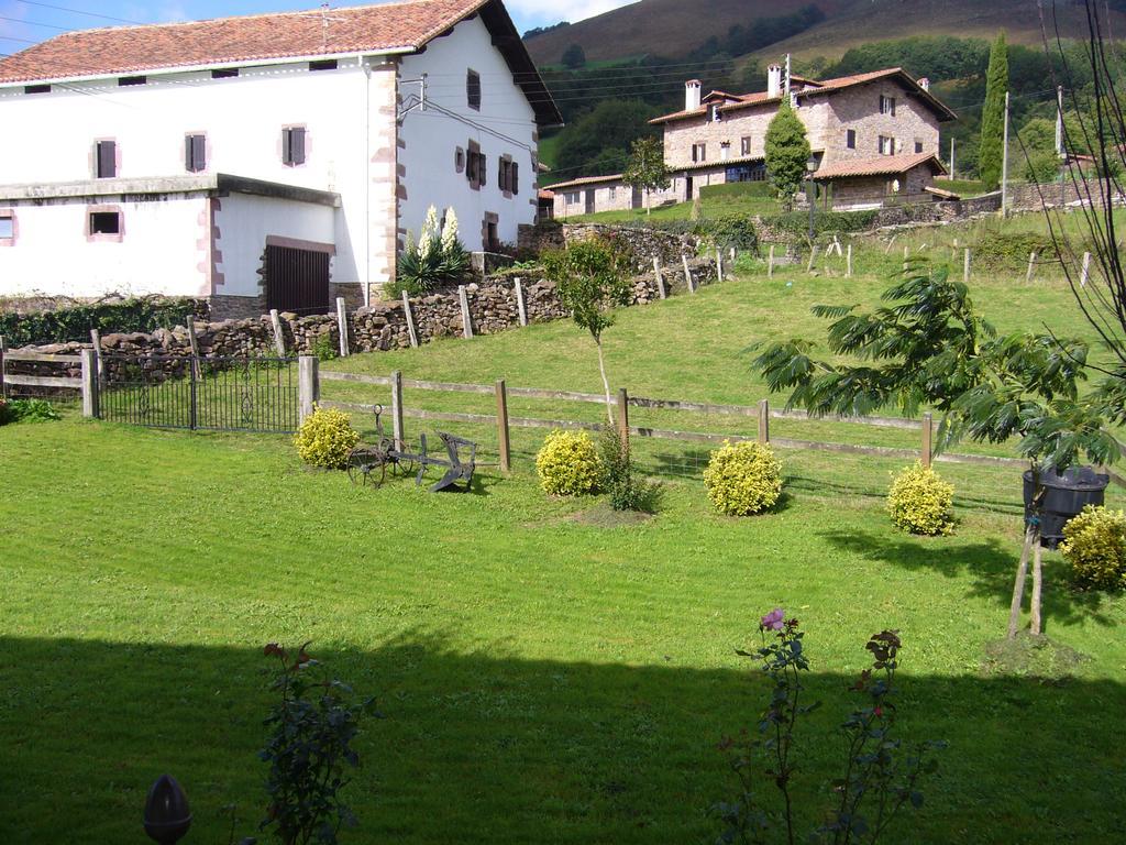 Casa Rural Petisansenea II Zuaztoy de Azpilcueta Ngoại thất bức ảnh